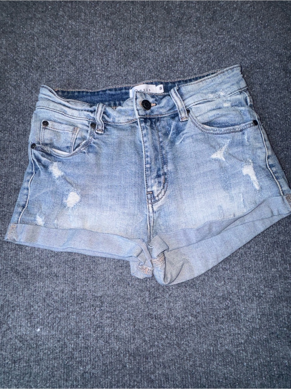 Oasis by Eunina Women’s Distressed Denim Y2KShorts Size M Medium Raw Hem Cuffed